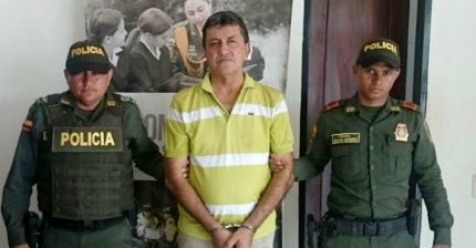 Prof. pedofilo incastrato dalla Polizia prima dell’abuso – VIDEO